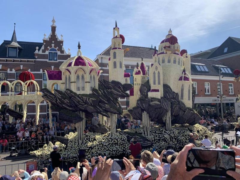 bloemencorso-2025-marco-van-heesel-(4)-4
