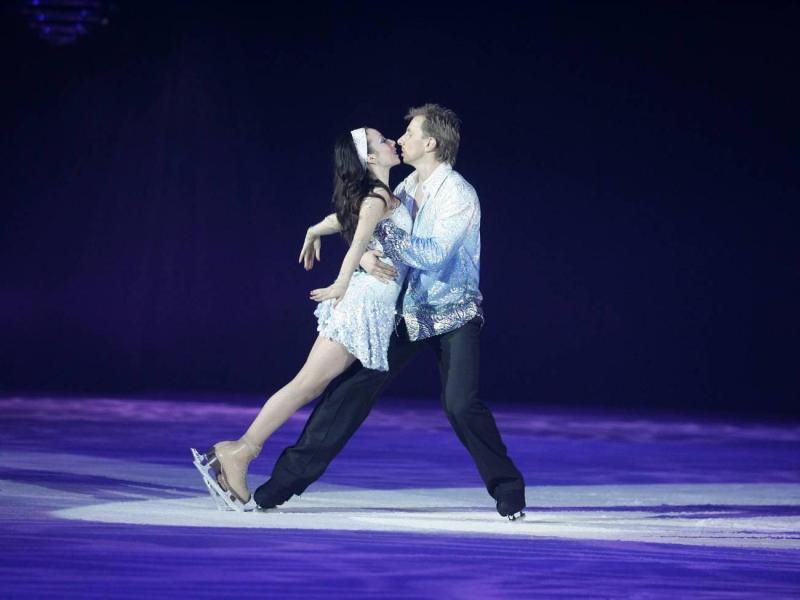holiday_on_ice_believe_2-4
