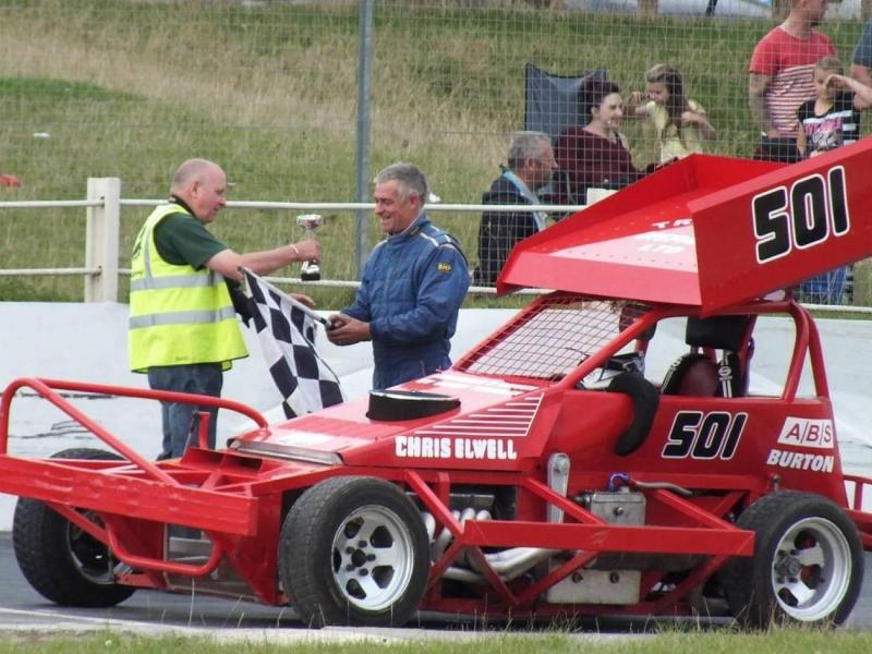 stockcars-2377785_1280-4